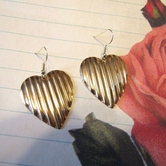 Heart Goldtone Metal Upcycled Ridged 80's Style Goldplate Fish Hook Earrings - Picture 2 of 4